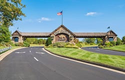 Hollister, MO 65672