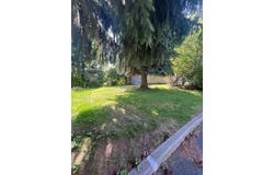 10520 N College Cir, Spokane, WA 99218