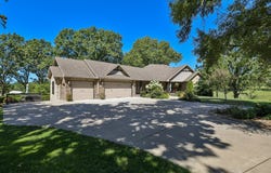 715 Goldenrod Road, Ozark, MO 65721