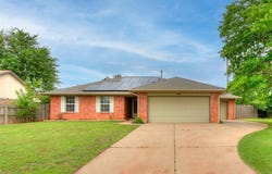 105 Taos, Edmond, OK 73013