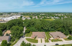 2048 Hunters Ridge Drive, Mason City, IA 50401