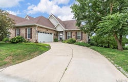 145 Brickyard Drive, Golden Eagle, IL 62036