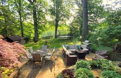 2121 Valley View Drive, Rocky River, OH 44116