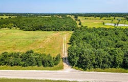 210 Trails End, Poolville, TX 76487