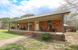 90 Marion Riley Road, Delight, AR 71940