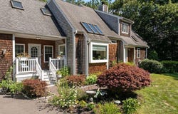 89 Songbird Dr, Dartmouth, MA 02747