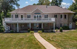 2928 Lakewood Drive, Vandalia, IL 62471