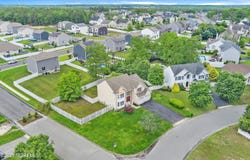 142 Swordfish Road, Manahawkin, NJ 08050