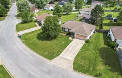 802 S Sunmeadow Drive, Strafford, MO 65757