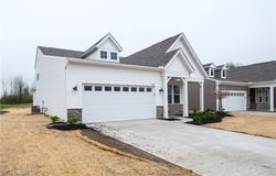 1082 Greenhouse Trail, Columbia Station, OH 44028