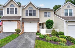40 Spruce Ridge Drive, Fishkill, NY 12524