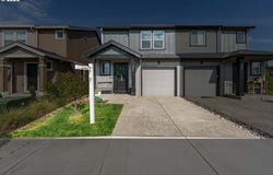 252 N 30TH DR, Ridgefield, WA 98642