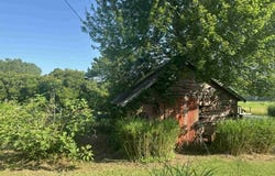 12185 HACKSNECK RD, HACKSNECK, VA 23358