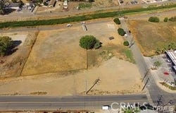 18 Spring St., Lake Elsinore, CA 92530