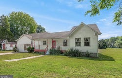28099 HARBORTON RD, HARBORTON, VA 23389