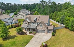 776 Amos Lane, Kennesaw, GA 30152
