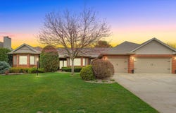 4302 Curtis Meadow Drive, Champaign, IL 61822