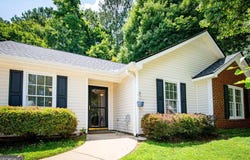 165 Spring Lake, Athens, GA 30605