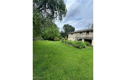 7 TEABERRY Lane, Chester, WV 26034