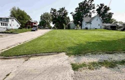 905 Mulberry St, Tipton, IA 52772