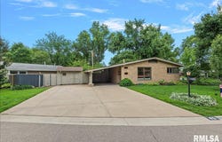 45 Lambert Lane, Springfield, IL 62704