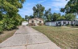 3054 Kensboro Avenue NE, Grand Rapids, MI 49505