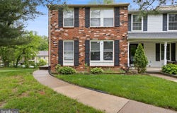 7 WOODLAND COURT, HAMILTON, NJ 08610