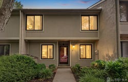 16 Irongate, Metuchen, NJ 08840