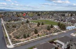 3375 NE Crystal Springs Drive, Bend, OR 97701