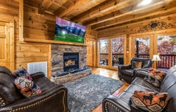 724 Chickasaw Gap Way Way, Pigeon Forge, TN 37863
