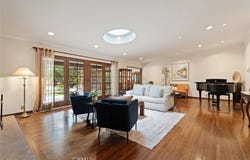 1455 La Perla, Long Beach, CA 90815