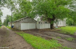 300 S Delaware Avenue, Columbus, KS 66725