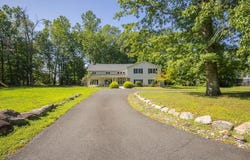 5 Marycrest Road, West Nyack, NY 10994