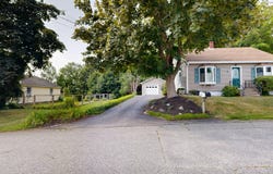 36 Irwin Street, Lewiston, ME 04240
