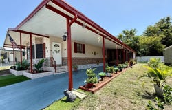 215 Laurelcrest Circle, Valrico, FL 33594
