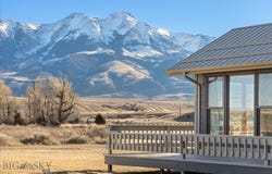 573 E River Rd, Emigrant, MT 59027