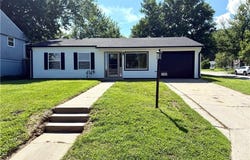 3302 Sioux Lane, St Joseph, MO 64503