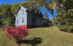27 W Dartmouth Street, Auburn, ME 04210