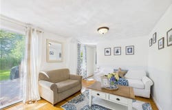 13 Deangelis Drive, Narragansett, RI 02882