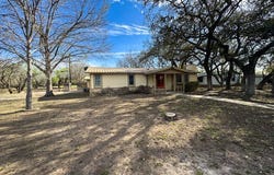 210 Airport Rd, Brackettville, TX 78832