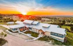554 Seven Falls DR, Fredericksburg, TX 78624