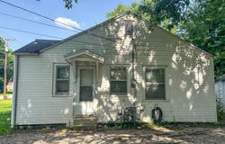 220 W Portland Street, Springfield, MO 65807
