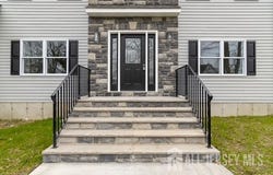 40 Ave I, Monroe, NJ 08831
