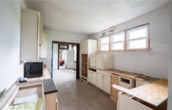 321 Kennedy Ave, Perry Hilltop, PA 15214