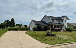 411 Heritage Drive, Tuscarawas, OH 44682