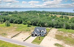 745 Lake Day Drive, Somerville, TX 77879