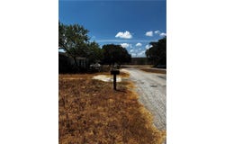 104 E Magnolia, Falfurrias, TX 78355