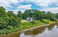 2921 River Road, Schaghticoke, NY 12121