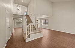 2530 Clayton Oaks Drive, Grand Prairie, TX 75052