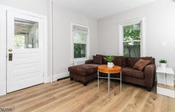 15 Blakely Ave, Rockaway Twp., NJ 07801-1828